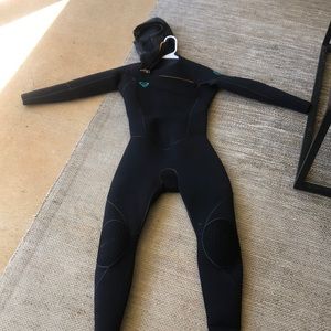 Roxy wetsuit